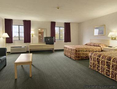 Super 8 By Wyndham Liverpool/Clay/Syracuse Area Kamer foto